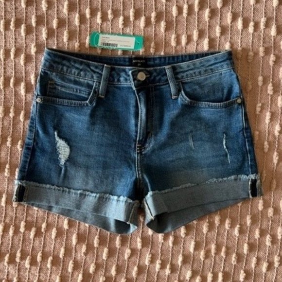 Just Black Pants - NWT JUST BLACK Romeo Distressed Cuffed Frayed Hem Denim Short, Size 4, Indigo